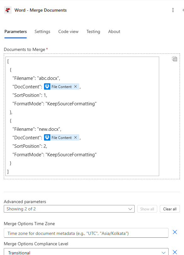 L'azione Power Automate PDF4me Merge Documents mostra la matrice Documenti con due voci: ciascuna contenente Nome file, Contenuto documento mappato da un passaggio Ottieni contenuto file di SharePoint, Posizione di ordinamento 0 e 1 e Modalità di formattazione Usa stili di destinazione: più Livello di conformità delle opzioni di unione impostato su Transitorio